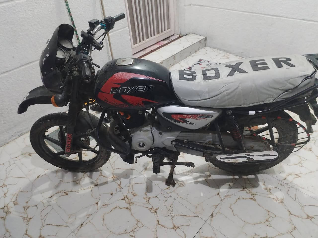 دراجه بوكسر 
موديل 2020
مجفته 
السعر 1200
الاسفسار على الرقم ***********
