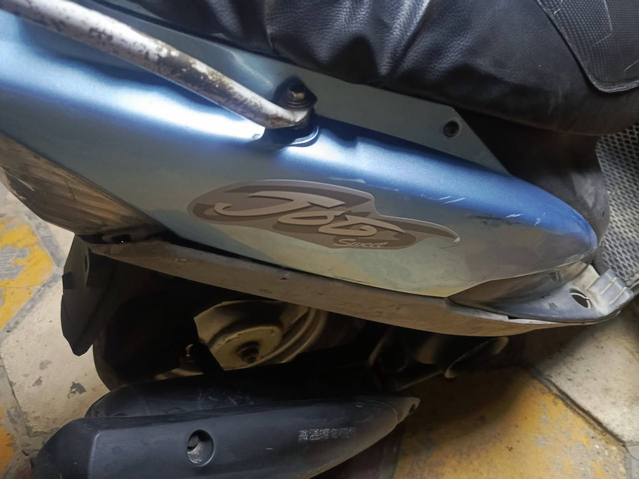 سلام عليكم دراجه ماكس منغولي للبيع نضيفه وحلوه شغاله من طول الطول سلف هندر كهربائيات  كلها شغاله بوشه 50 بلاد سعر 500 وبيه مجال شراي اتصل على رقم مكاني صالحيه قرب مركز شرطة ***********
