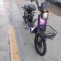 دراجه شحن شغاله تمشي بطاريات جدد نضيفه للبيع المكان بغداد الغزاليه 077...