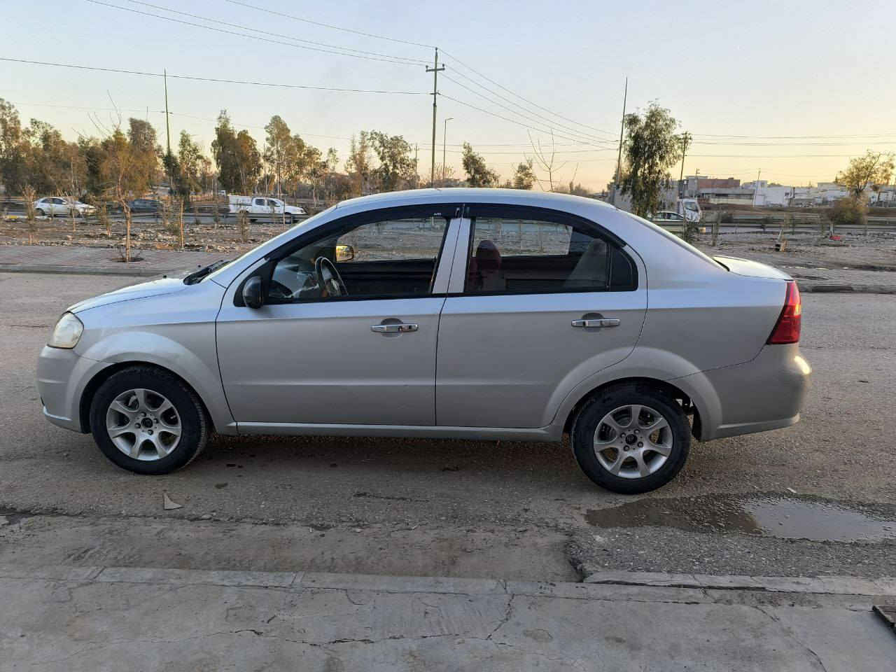 ئەڤیۆ مۆدێل 2008 بۆ فرۆشتن.
گێر  عادی  مەکینە گەورە 
چوار پارچەی بۆیاخە بێ ناوگرتن 
بەشەرتی گێر و مەکینە و تەبرید
سنەوی تازەیە تا 2030 
کۆبۆنی بەنزینی هەیە 
نرخی بای 54 گەڵاو مە جالێکی برایانە  
*********** شمشمل, السليمانية
