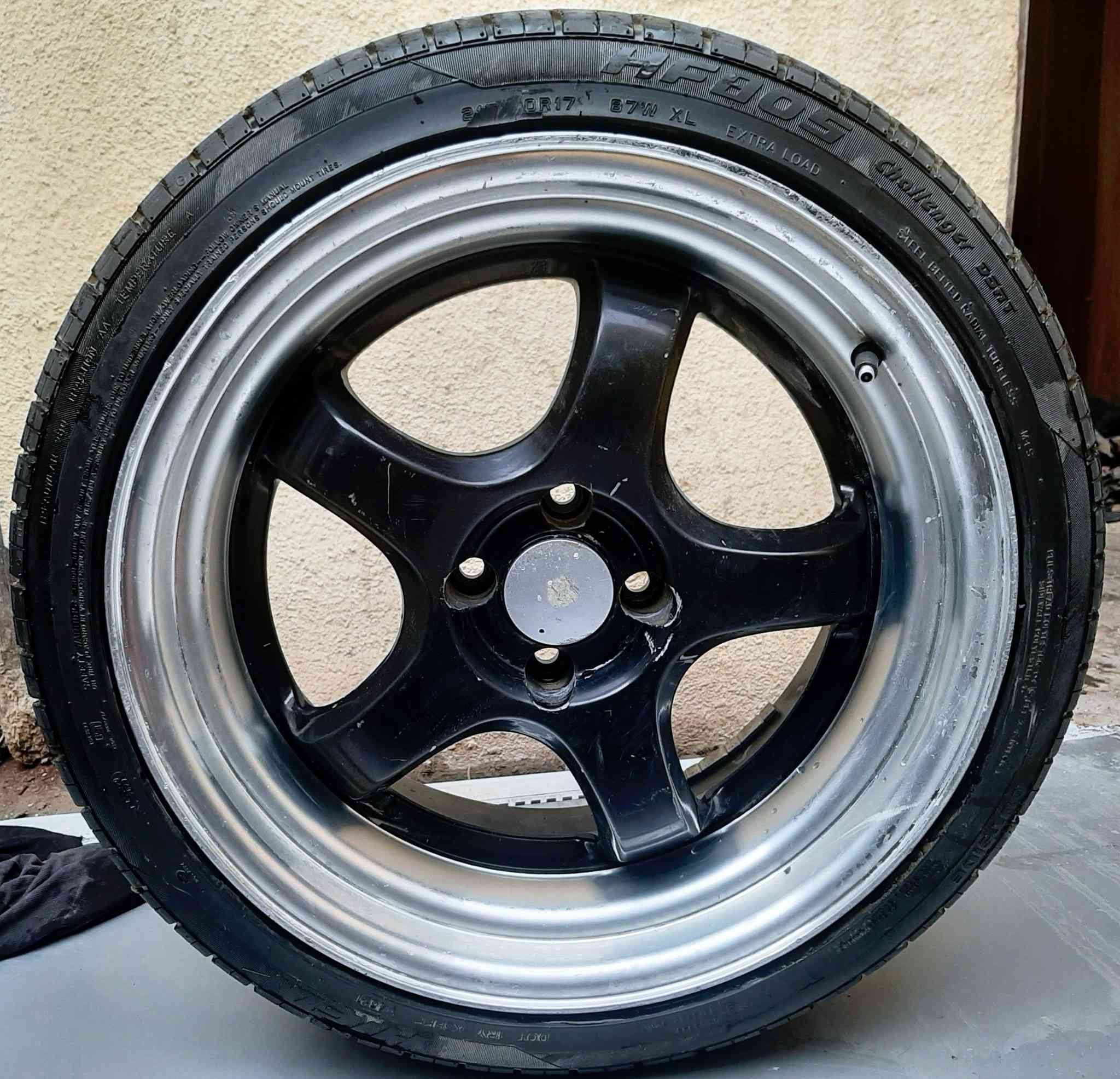 تخم ويل ويلد 17 توسايز تخم تاير بيهن واحد مصلح بيع ٣٠٠ وذا أكومراوس اقل حجم ١٥ او ١٦


**إذا كنت صاحب هذا الإعلان وتريد حذفه لأي سبب، رجاءا أرسل رسالة إلى الدعم الفني**