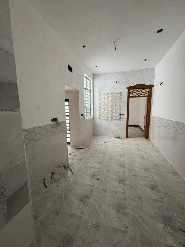 دار حديث للبيع حي النداء 100متر طابق واحد على شارع حرف T 🪬قريب على الشارع التجاري شارع 60🪬يحتوي على غرفه صاله استقبال مطبخ صحيات 🪬ملاحضة بيع بنقد او اقساط السعر مناسب 
للاستفسار اتصال على الرقم 
📞0️⃣7️⃣8️⃣1️⃣6️⃣7️⃣8️⃣7️⃣4️⃣2️⃣1️⃣ 
عقيل الزيادي    0️⃣7️⃣8️⃣8️⃣8️⃣4️⃣0️⃣6️⃣0️⃣1️⃣4️⃣  
او مراجعة مكتب ابو صلاح الحجيمي للعقار 🪬العنوان 📍النجف الاشرف حي الزهراء مقابل القنصلية التركية 

ادخل على الرابط الاسفل وتابع 
الصفحه وترى كل ماهو جديد 
من العقارات -بيع-شراء-ايجار -رهان 

https://www.facebook.com/share/1CnnFycW26/?mibextid=wwXIfr
