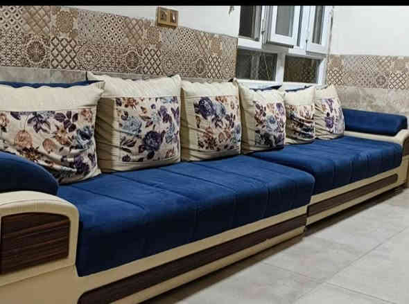 السلام عليكم ديوان حجم 7 امتار للبيع نظيف كلش
السعر 350الف

مكاني كركوك
***********
