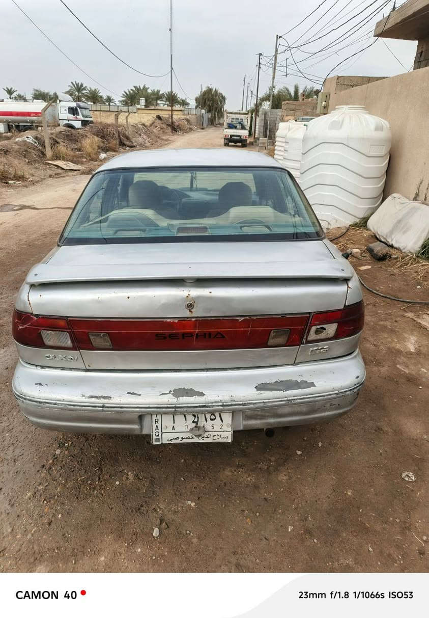 سلام عليكم سياره للبيع كيه سيفيه سعر 25وبيه مجال هذا رقم الهاتف ***********
