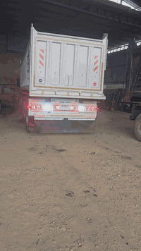 السلام علیکم 
نسافات للبيع 
مواصفات حديد تركي المنشأه 
شاصي روسي المنشأه 16
4 محاور حجم 16 
أسفل  6ملم 
اصافح 5 +  تكم 6ملم 
سدر 6 ملم + تكم 6 
شرط حديد تركي  ضمان 
جك ونج رفع وزن 110طن 
شريط 10ملم على طول الشاصي 
دبل بيم 
خزان هيدروليك 

متوفر  28متر +30متر 
جاهز صبغ هواء  كهربائيات  درجة أولى 
.
.ا
.
حدادة محمد خنجر 
*********** 
***********
العنوان موصل صناعة بازوايا
