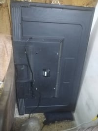 شاشة ٥٥ • فري سكاي • عطل ليدات