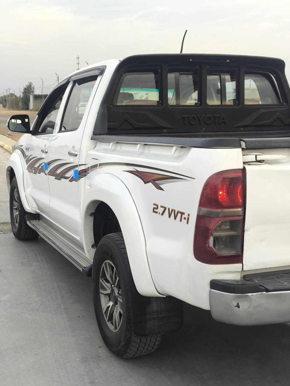 للبيع تويوتا فور ويل موديل 2014
مكفوله من صبغ فقط بارد مكانات بسيطه 
كير عادي 
كاز 
ماشيه ١٦٠ 
معروضه ١٦٥ بيه مجال 
مكان واسط صويره 
***********
