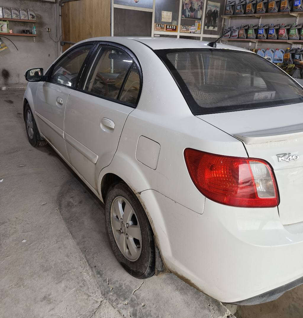 كيا ريو ٢٠١٢
بدون صبغ 
مكانين بارد فقط
رقم اربيل قديم 
شرط التحويل 
طخم جديد 
السيارة جاهزة 
العنوان /دهوك /فايدة
*********** سميل, دهوك
