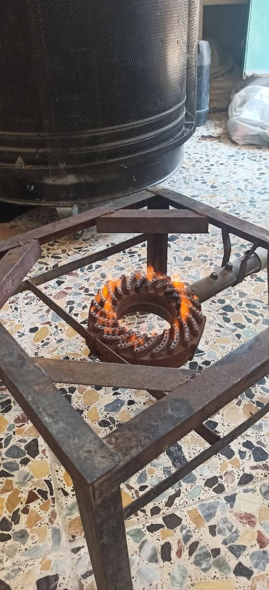 طباخ للبيع السعر 30 الف عنوان نهاية شارع ابو سمير


**إذا كنت صاحب هذا الإعلان وتريد حذفه لأي سبب، رجاءا أرسل رسالة إلى الدعم الفني**