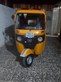 تكتك للبيع صفره موديل 20 بسمي تحويل مباشر 07713894082