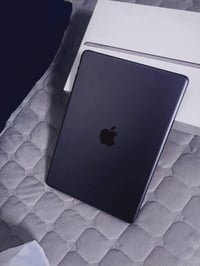 ايباد 9 جديد استخدام شهر ايباد جديد شخط مابي ذاكره 64 كامل الملحقات سع...