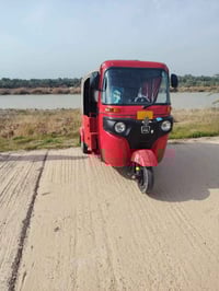 مرخصت مدير كروب  شباب تكتك مامرقم موديل23 للبيع 07756469224