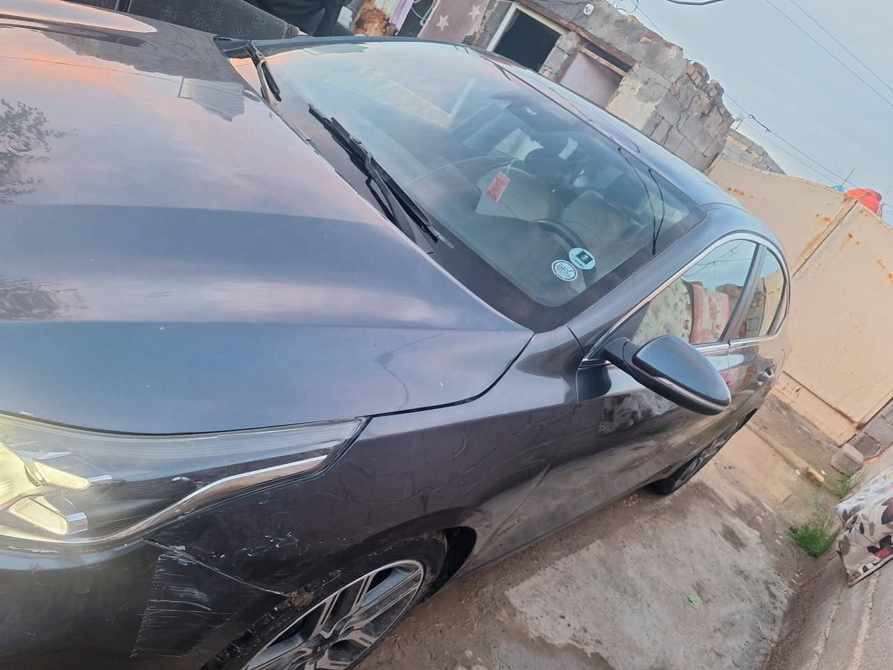 السلام عليكم كيه فورتي للبيع موديل 20وراد امريكي صور السنونار بل منشور سياره جاهزه كير محرك2000دوش  حداديه تخم تاير سياره فتحه قماره اشاير مري حساسات جانبيه تحديد مسار مثبت سرعه حساس بل مري رادار 
فول بطن عده البصمه مكان السياره ذي قار قضاء الفجر 🌆 السعر 125
***********
