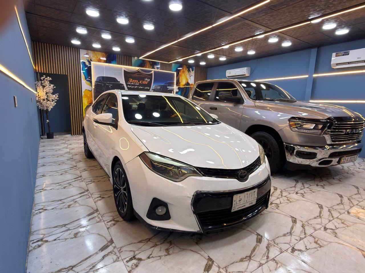 كورلا 2016
نوع sport 
ماشيه115 الف امريكي قابل للزيادة 
رقم بغداد مشروع وطني ب اسمي 
حادثها جنطه كامله مع جاملغ اثنينهن
سيارة نظيفة گير مكينة 
مكانها كربلاء
سعرها ١٢٣ وبيها مجال 
للاستفسار ***********
