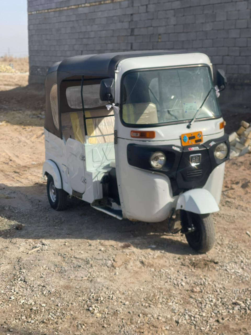 سلام عليكم تكتك للبيع مديل 21مكلف بنشر 
اتصل ع هاذه الرقم ***********
