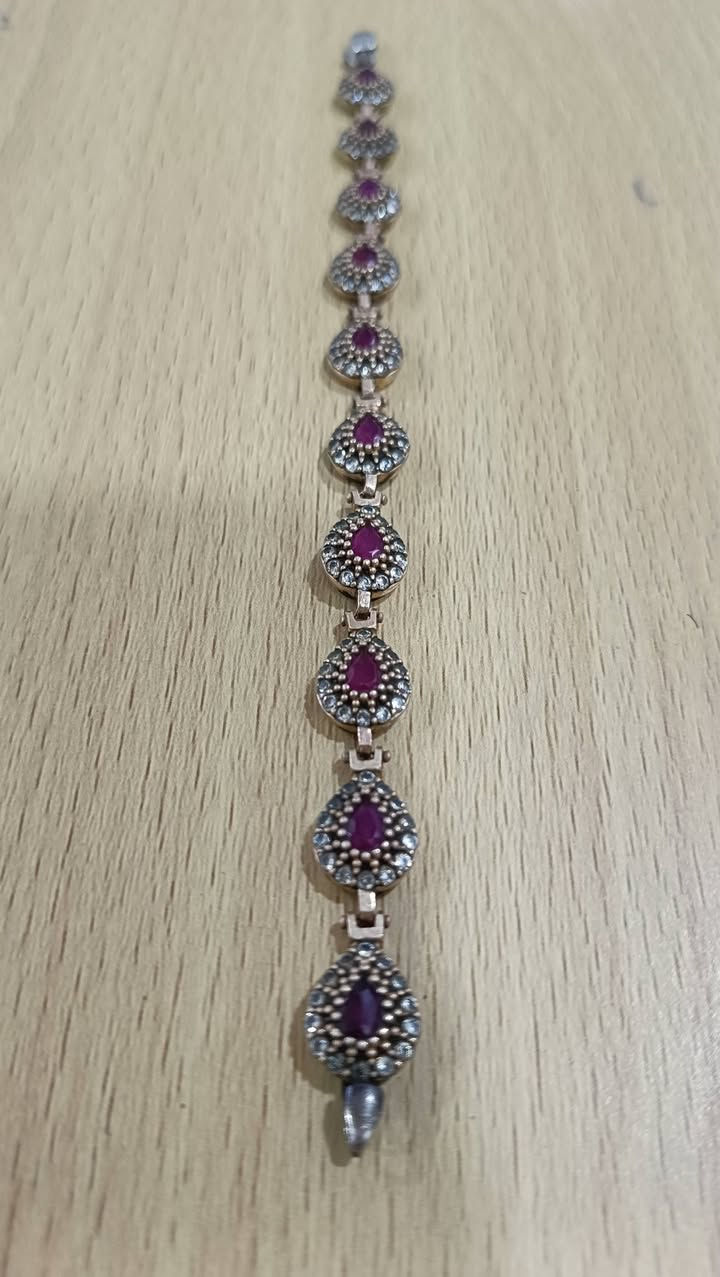 سلام عليكم سوار نسائي مطعم نحاس وفضة 925 سوار علاجي وانتيكة قديم مطعم ب ياقوت قديم كلش للبيع سعره 30 وبي مجال بسيط مكاني بغداد ماعندي توصيل


**إذا كنت صاحب هذا الإعلان وتريد حذفه لأي سبب، رجاءا أرسل رسالة إلى الدعم الفني**