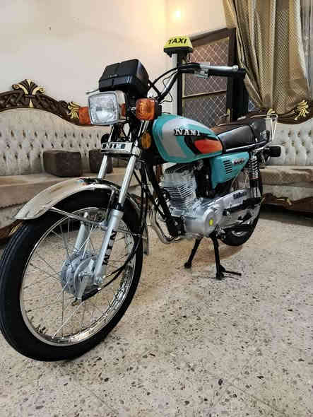 سلام عليكم دراجه نامة متياز للبيع  صار شهر منزلها رمبة موديل 2025 سعر خاص***********
