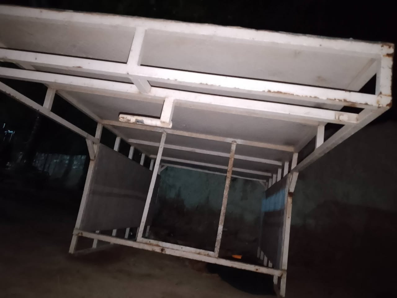 سلام عليكم محجر ستوته MTR
سعر100
مگاني نجف ناحيه الحرية 
مگلف بنشر
***********
