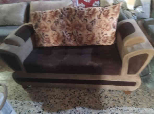 اغراض منزليه اللبيع العنوان حله ناحيه ابي غرق شارع المحكمة الاتصال على الرقم التالي *********** حلة
