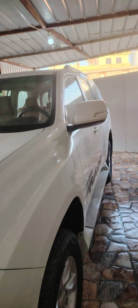 برادو ١٢ اربعه سلندر كلين فقط بارد بالباب حك شبر بيع فقط السياره رقم أربيل باسمي سياره مكانها صلاح الدين ***********
