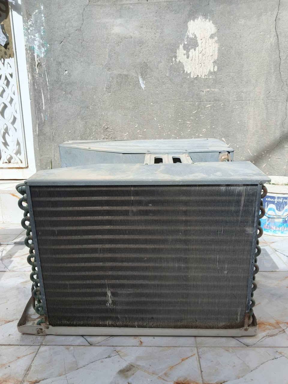 مكيفان ثنين واحد طنين وواحد طن ونص ثنينهم يشتغلن شرط تفحص قبل لا تاخذهن ماطوراتهن يشتغلن بس ماكو تبريد ما نعرف السبب سعرهن ثنينهن 250 الف يعني الواحد 125 ما ينباع واحد ثنينهن شلع المكان سماوة الخاص مفتوح السعر مابي مجال قفل .


**إذا كنت صاحب هذا الإعلان وتريد حذفه لأي سبب، رجاءا أرسل رسالة إلى الدعم الفني**