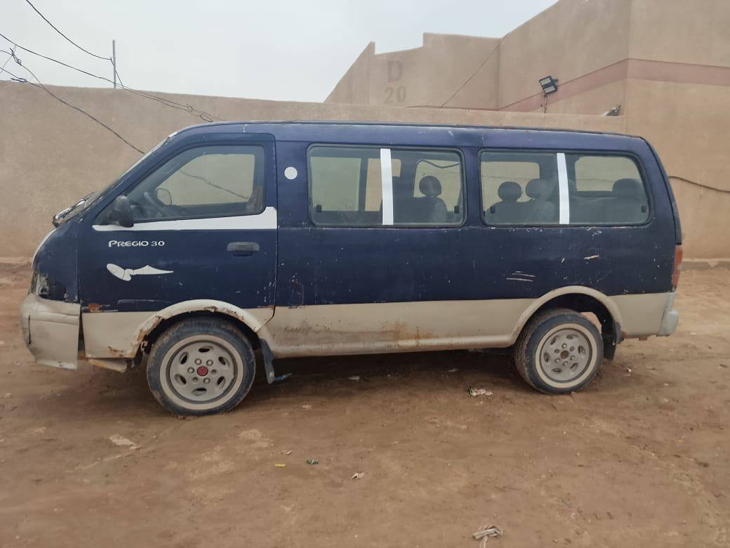 بريجو موديل 96 سنويه ما نافذه لغايه 27 كير مكينه اكسن جديد حداديه من الطول لطول تخم تاير سياره ما ناقصهه شيء مكان نجف السعر 37 الهاتف ***********
