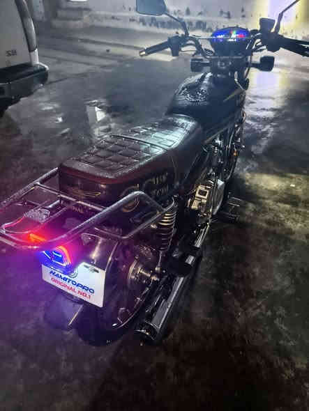 ماطور للبيع نامي برو 2025  5كير
محرك150 مابيه أي عيب شرط ماشي شهر 1 سعر ٧٨٠بيه مجال 
ورقم ***********
