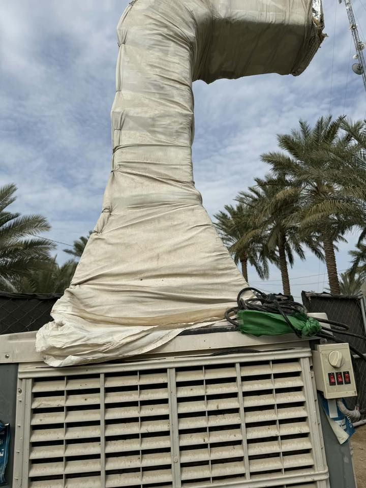 مبردة سنتر الدولية 
اكبر حجمً36 الف 
استخدام اشهر قليله كلش 
مع دكت حديد طول 5 متر و دكته الأصلي موجود 

مكاني بابل _ المسيب _ سدة الهندية
السعر مليون و 100 مع الدكت 
***********
