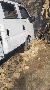 سلام عليكم سياره ١٩ سياره مكفوله كفاله عامه *********** اخوان سعره ١٤٥ وبيه مجال قليل رحمالله والديكم الي يريد يعامل لا يتصل ولا يراسل شاهد الله سياره مال بيتي بس والدي يريد يروح للحج وماعندي واريد ابيعه
