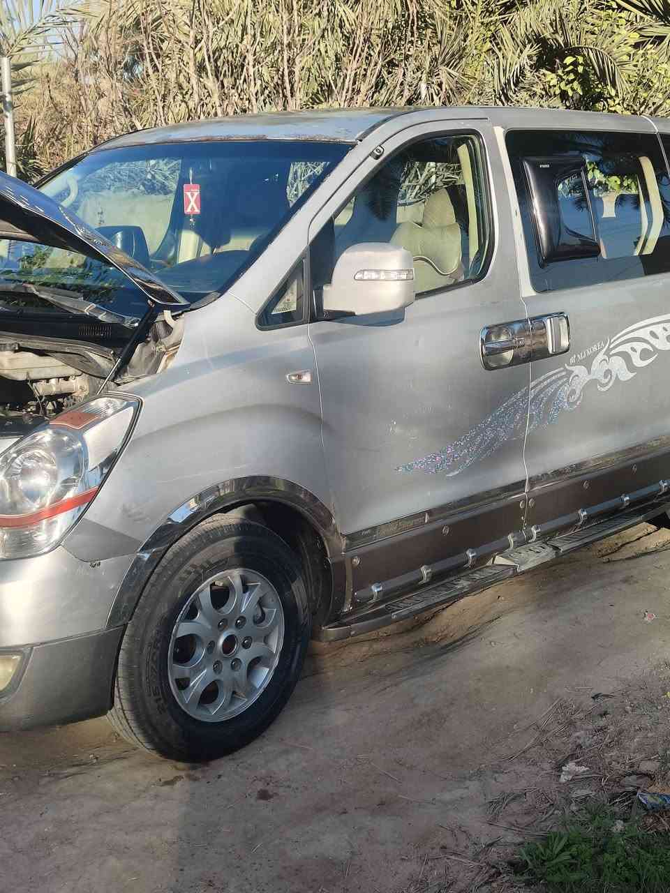 سلام عليكم ستاركس 2008مسكر خليجي اصل بيهه مكينه 12قبق اسود
***********
