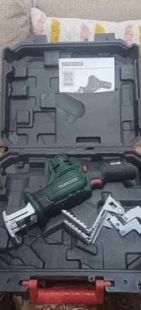 منشار ترددي • شغال • مستعمل