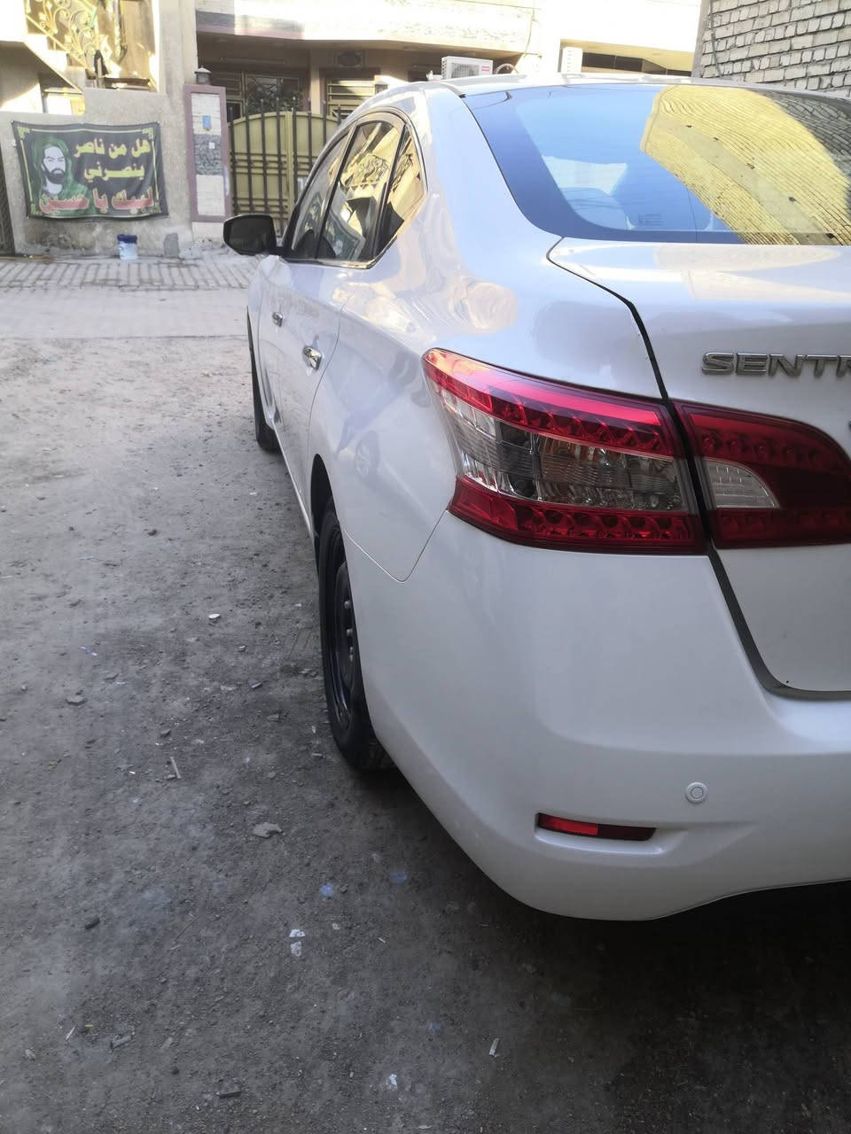 السلام عليكم نيسان سنترا خليجي 2019 كير مكينه مكفول صدر خلفي امامي جديد لسياره بيها قطعه وحده صبغ جامملغ الامامي ولجاملغ لخلفي بي طخه كلش. بسطه مابينه مكينه 1800 رقم بغداد بسمي بيع او مراوس حسب القناعه سعر 98 بيها مجال كلش بسيط مكاني بغداد الدوره رقم *********** او***********

