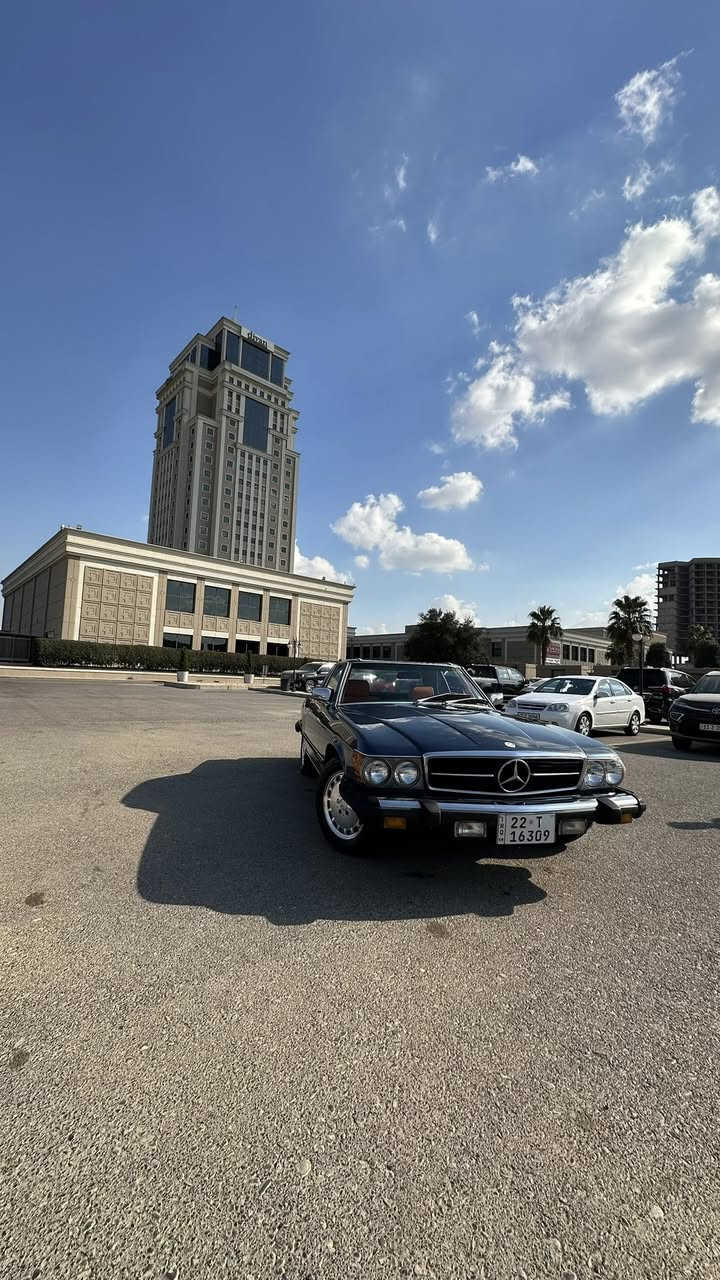 مرسيدس SL380 1984 للبيع صبغ عام جمالي بدون حادث
سيارة ٨ سلندر 
صدر و حدادية جديد 
تخم تاير جديد
كهربائيات مضبوط و كلشي شغال 
الغرفة جديد  و لون مميز 
سيارة كشف و جامبو
مكان سيارة اربيل 
للاستفسار واتساب ***********

