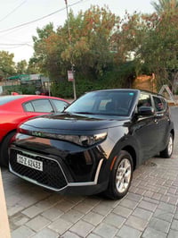 🌟 للبيع 🚗 كيا سول 2023 نص فول  📍 وارد أمريكا 💨 محرك 2000 📊 ماشية 70 مي...