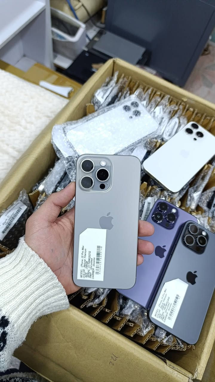 سلام عليكم هاوڕێیان
ئەمانە هیچیان نەگۆڕاوە صمان 2 مانگ بە دڵی خۆت بیکەرەوە نە پۆڵیشە نە پاتری بەرزکراوەتەوە هەموو شتێکی بە صاماني ئۆرجیناڵ

Iphone 14 promax 📱
256gb 
A  545$
A + 575$
Battery 85 bo 100

Iphone 15 promax 📱
 256gb 
A    695$
A+  725$
Battery 85 bo 100

Whats App : ***********
Whats App : ***********

 📱ناو نیشان : سلێمانی 
@highlight 
#slemani 📱
