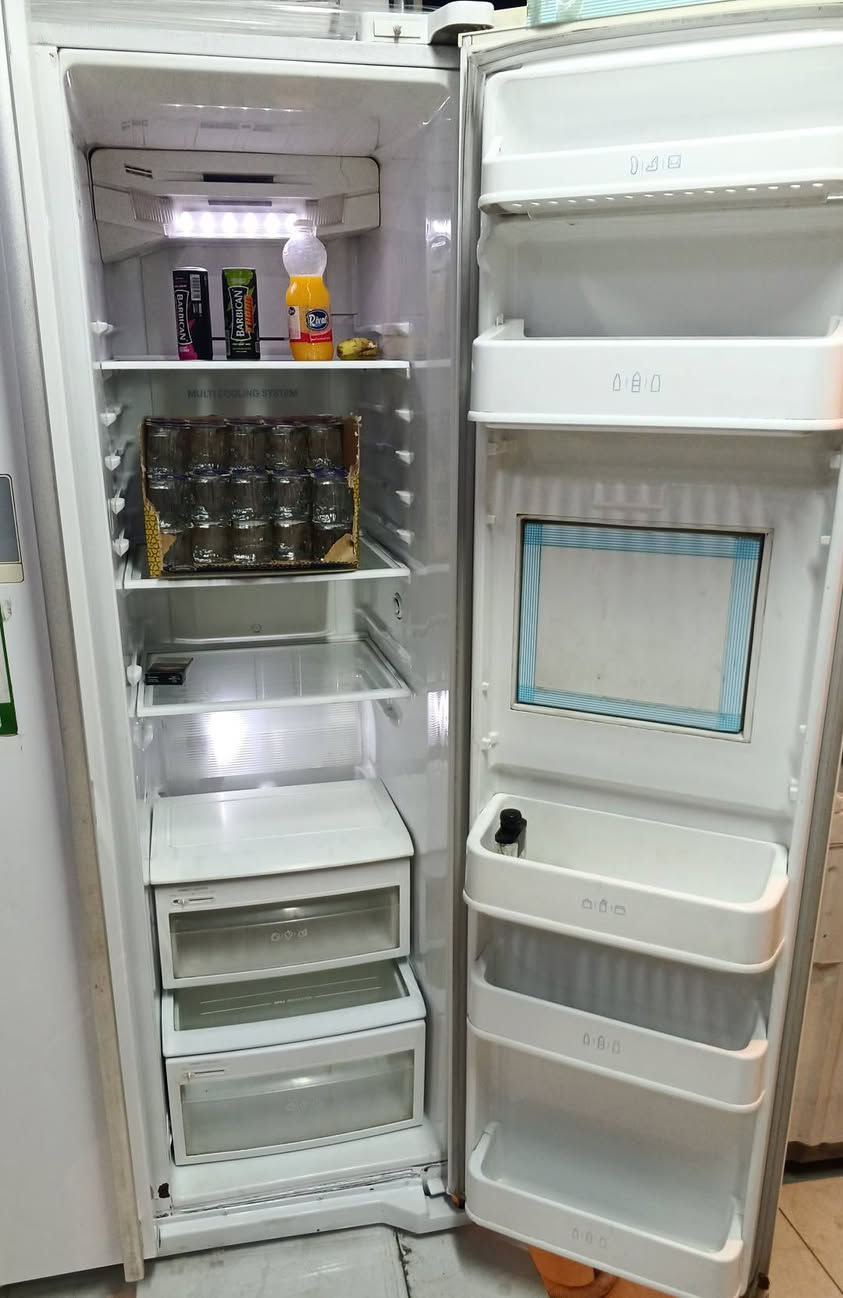 سلام عليكم...
ثلاجه للبيع نوع LG الكوري الاصلي حجم 22 قدم نضام ثلاجه ومجمده يعني الباب اليسار مجمده والباب اليمين ثلاجه بلاديه ما داخله اي تصليح وشرط تسحب امبير واحد فقط وشرط عل الفحص والشغل وانطي بيهاا ضمان مكاني بغداد الحريه حي السلام. السعر ٤٥٠ وبيهاا مجال قليل 
للاستفسار *********** واتساب
