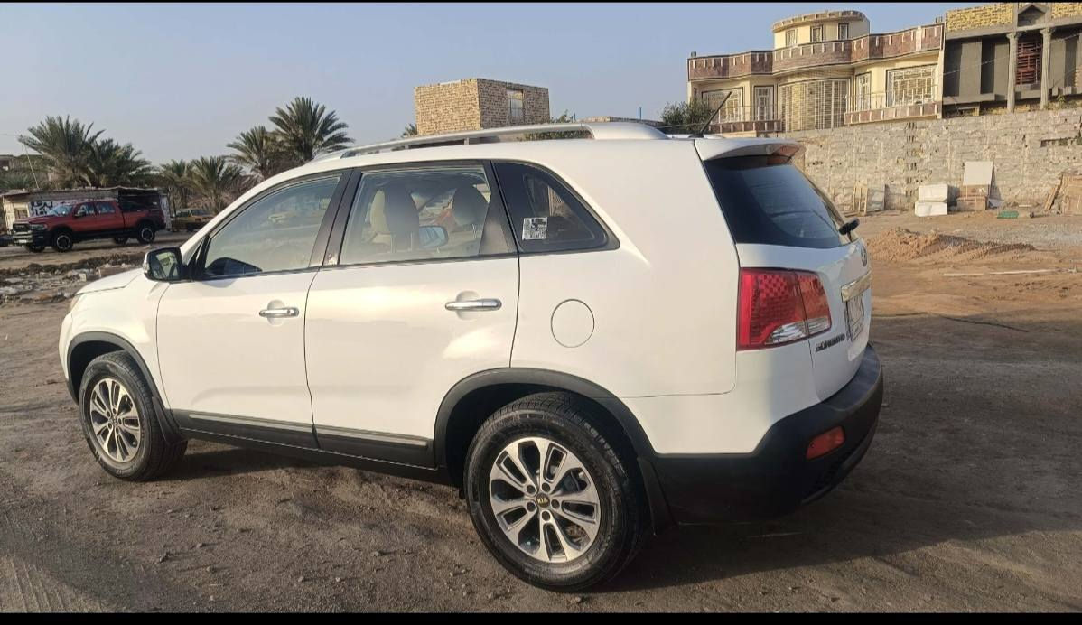 السلام عليكم سورنتو خليجي مديل ٢٠١١ كفاله عامه بس بيه شويه بارد اقل الشبر بل جاملغ الخلفي
رقم مميز السياره علوضع الشركه سعرها ١٥٥ وبيها مجال مكانه دوانيه تواصل على هذا الرقم ***********
