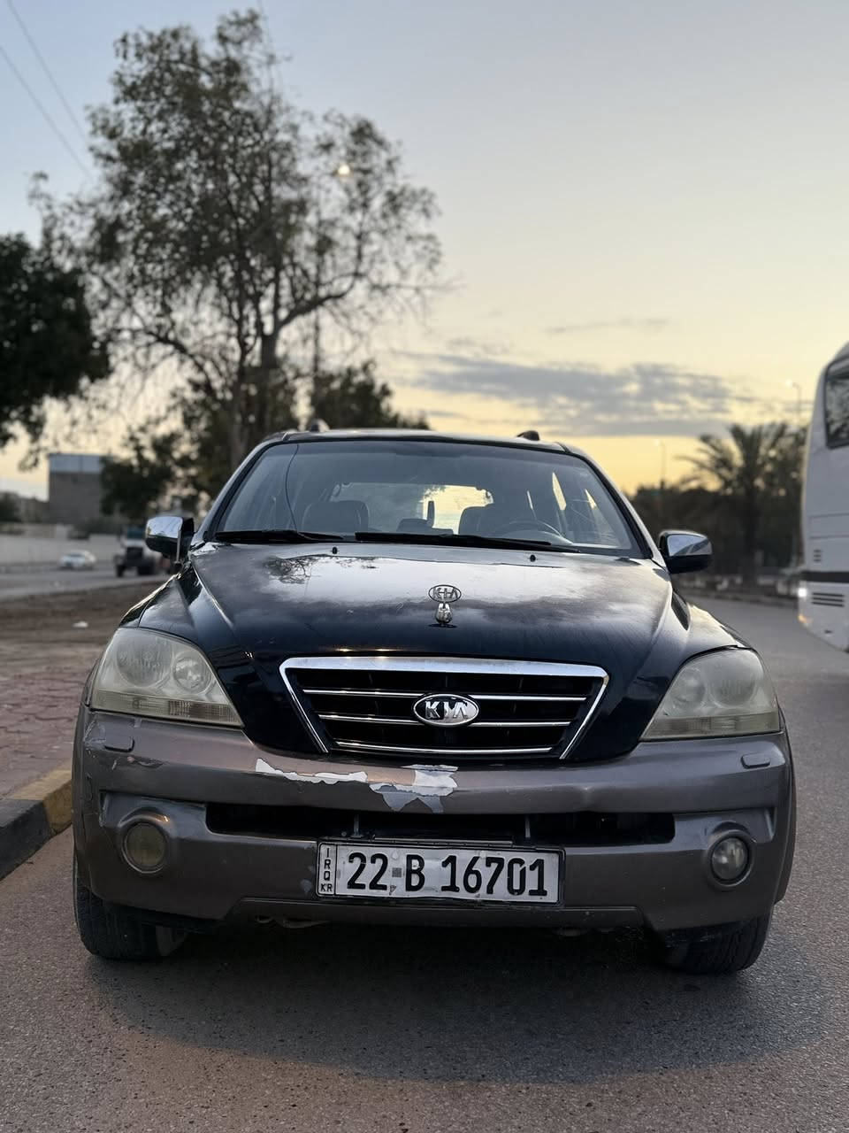سورنتو 2006 خليجي
سياره كامله وجاهزه من كلشي 
محرك وكير خير من الله 
بيه بارد باب عكس السايق فقط بدون صبغ السياره 
حداديه جيده وتخم تاير وادامه لمنظومه لبانزين قبل فتره سويتله 
رقم اربيل بأسمي
مكاني النجف- الكوفه 
رايده 83 وبيه مجال جدا بسيط 
***********
