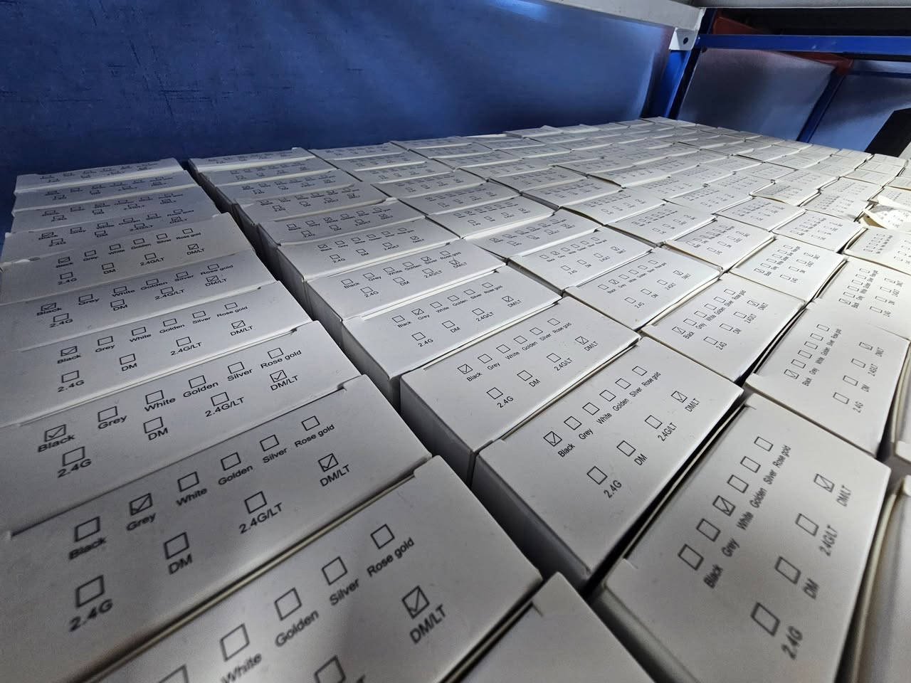 خوان عندي ماوس وايرلس بلوتوث ودنكل شحن T-C 
عدد القطع 8768 قطعة الكل جديد مع الفحص طبعا ابيع كميات اخوان اصحاب المكاتب


**إذا كنت صاحب هذا الإعلان وتريد حذفه لأي سبب، رجاءا أرسل رسالة إلى الدعم الفني**