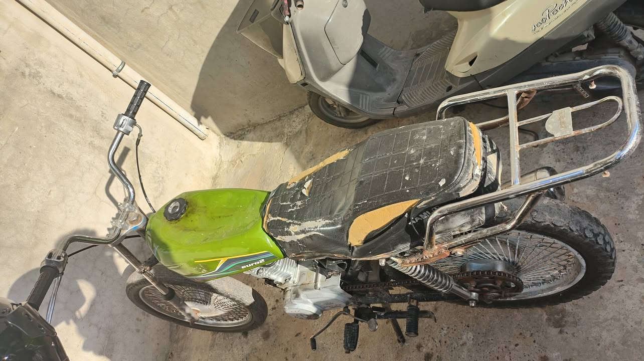 دراجه خمس تسعات شغال كابريته جديد  محرك نضيف 5كير لايت هورن كامل سعر 220
ياماها ابو سله شغال نضيف فوول يكمز من جواك نشاط فول سعر 120

دراجه تفليق اخضر  نشاط محرك نشيط كابريته جديد دراجه مايعوزها برغي شرط نشاط محرك 
سعر 180 
العنوان موصل ايسر حي صدام 

يرهم بيع ويرهم مراوس عل قناعه شعندك نزل


**إذا كنت صاحب هذا الإعلان وتريد حذفه لأي سبب، رجاءا أرسل رسالة إلى الدعم الفني**