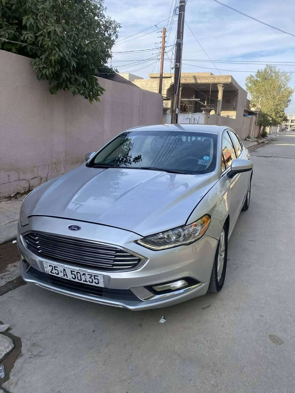 سلام عليكم
للبيع
🔷️فورد فيوجن 2017
🔷️فئة se كأنما فول مواصفات عدا الفتحة
🔷️ محرك المرغوب 4 سلندر 2500 تنفس طبيعي 
🔷️لون حلو المرغوب رصاصي 
🔷️ كاميرا خلفية مع الحساسات
🔷️ 4 جامات اوتو
🔷️تبريد قطعتين
🔷️تحكمات سترين
🔷️ الگير ماوس المرغوب
🔷️ هاند بريك اوتو
🔷️ 3 شاشات الشاشة الوسطية 
🔷️ تحكم بالمقاعذ كهربائي
🔷️لايتات زينون
🔷️6 سماعات للصوت 
🔷️مواصفات se معروفة بعد
🔷️ ضرر جامغ سكن + باب سكن تبديل بلاد
رقم كركوك الماني. السعر 120 بي مجال  ***********
