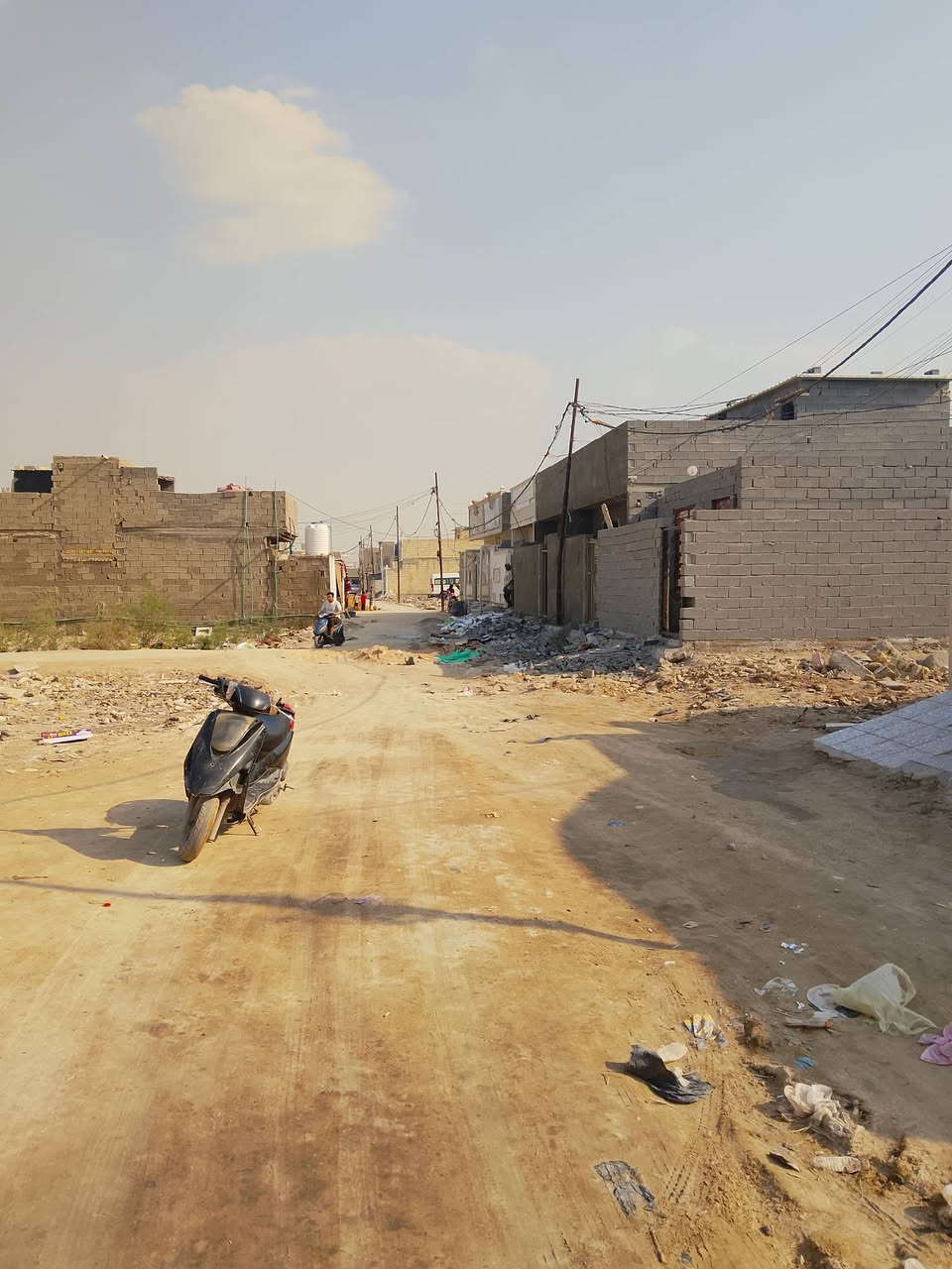 السلام عليكم
قطعه ارض 200 متر قرب حسينيه شيخ وهاب قرب ايضا دلاليه يعقوب 
السعر 30 وبي مجال بسيط***********
