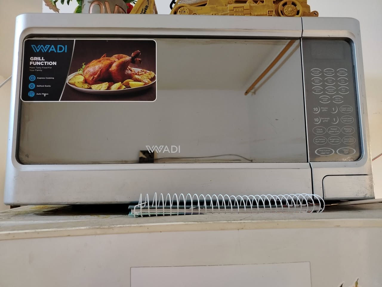 غراض بيت للبيع.. تخم ١٢٥. كاونتر ٧٥.. فرن مايكرو ويف حديث لمس ١٥٠ بي مجال استخدام كلش قليل.. قاصه ب ٧٥ وزن ٥٠٠ كيلو.. نص طن.... ميز نلفزيون ب ٤٠ بي مجال .. مكان كميره المشروع ***********
