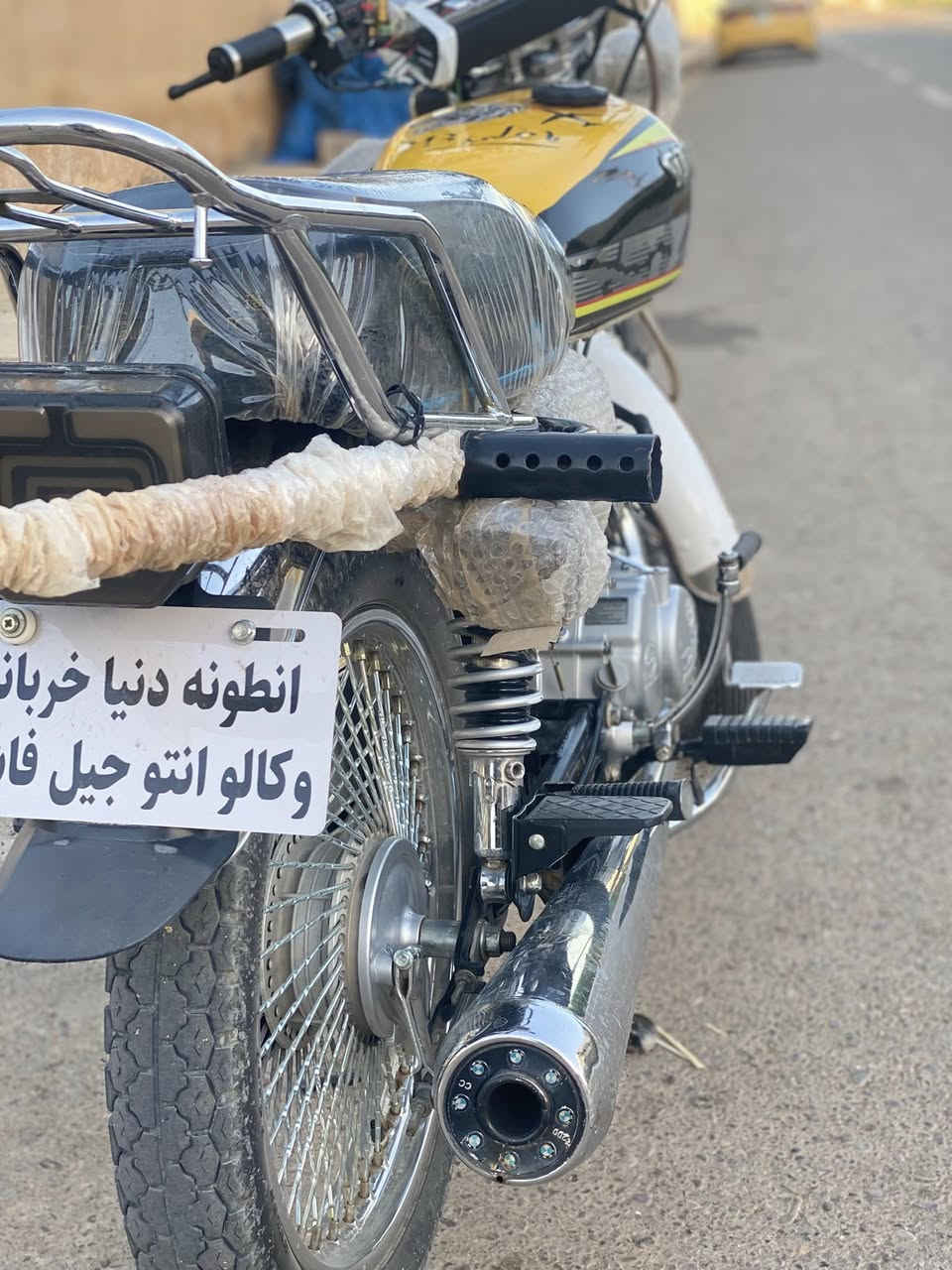 السلام عليكم 
تايكر للبيع 
المديل ٢٤
الدراجه مكفوله كفاله عامه 
كهربائيات اشاير كله كامل 
الدراجه حلوه كلش وكاعده نضيقه حلوه 
السعر ٦٢٥ وبيها مجال 
العنوان كنعان 
***********
