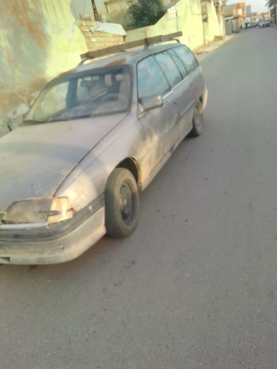 للبيع..اوميكا ستيشن موديل 1993..كير اوتوماتيك..
حجم20.. رقم الماني كابون بانزين ..مكينه بيها رخاوه فحم المكينه..صبغ وضع شركه ..قفلها 20 من الاخير..الشراي يخابر...***********/***********
