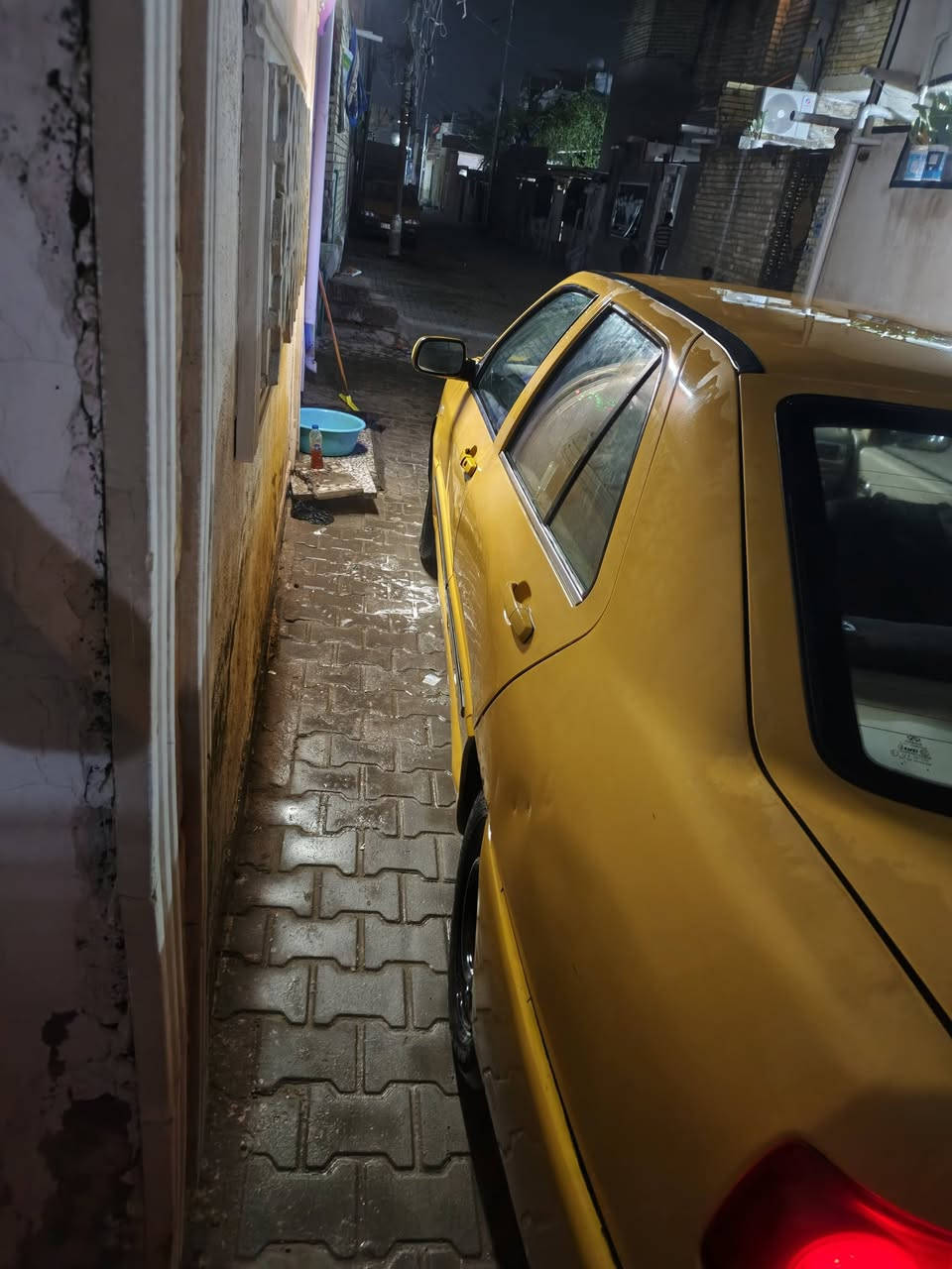 السلام عليكم شيرك وين للبيع 2011 ماكينه وقير مكفولات سياره اي ضربه ما بيها مجرد بريد مبدل عنواني ام الكبر سعر 25 ***********
