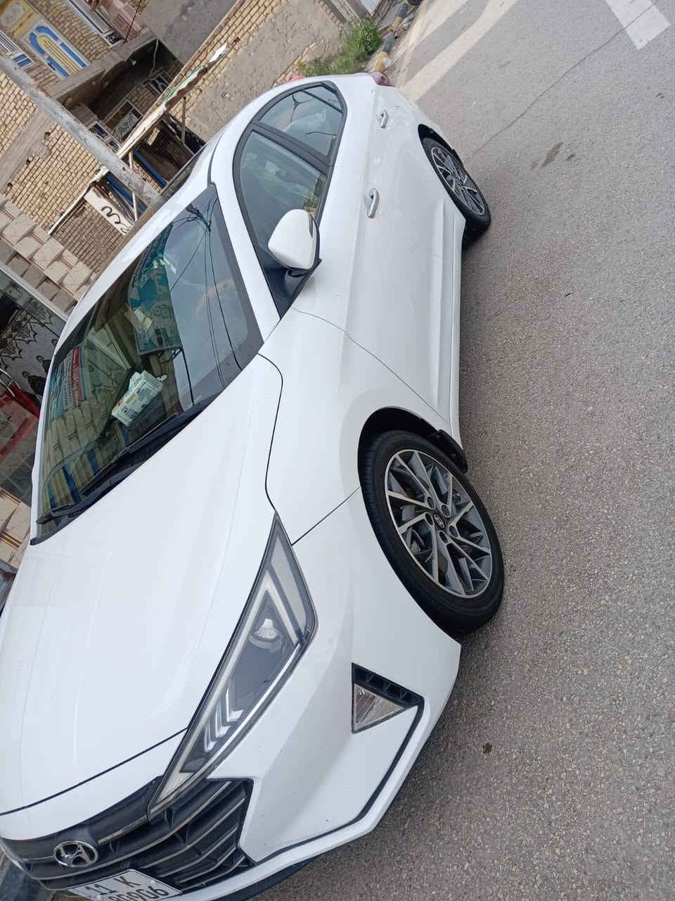 سلام عليكم النترا موديل 20 رقم بغداد جديد
سياره كفاله عامه عدا دوسه صبغ. ماشيه ١١٥ الف 
سياره جديده معنى كلمه. مكاني واسط كوت
سعر ١٦٨ وبيه مجال شي بسيط شراي خابر وتشلع عيوني 
***********
