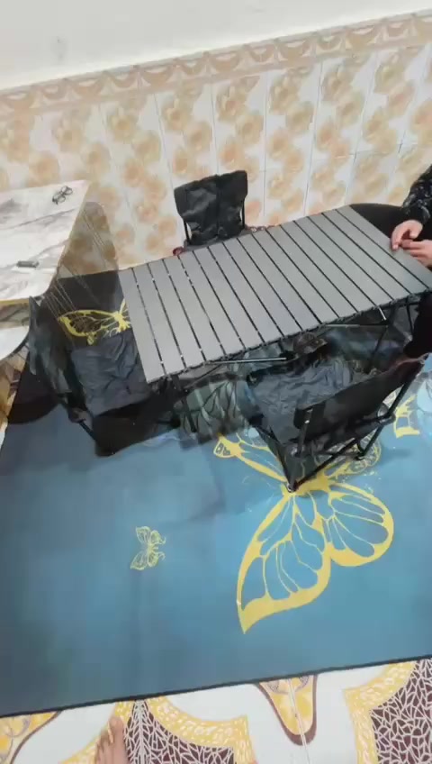 طاولة ميز وكراسي عدد 4 السعر 65 الف


**إذا كنت صاحب هذا الإعلان وتريد حذفه لأي سبب، رجاءا أرسل رسالة إلى الدعم الفني**