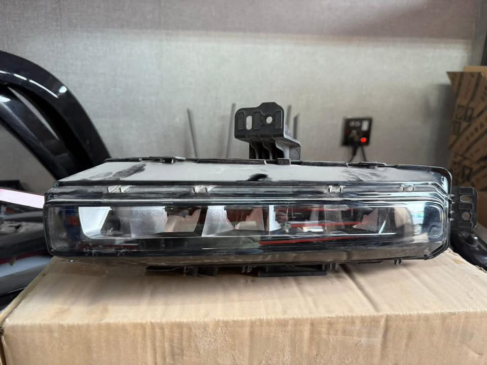 جديـــــــــــــــــــدنـــــــــــــــــــــــــــــــــــا⚫️💯⚪️
اهلا بكم في المجمع الامريكي 🚘🏎🚙🚗
احبتي يتوفر مواد جيب 
شكل جديد وشكل قديم من 2011/2024 
يوجد خدمة توصيل داخل بغداد و المحافظات كافة .
للاستفسار الاتصال على رقم الهاتف 
☎️☎️📞📞***********
☎️☎️📞📞***********
شارع مطار المثنى قرب حلويات الخاصكي 
ابو بعد جسر جديد شالجيه مجمع الامريكي 
يفتح المجمع الساعة 8 صباحا ولغاية الساعة 5 مساء
