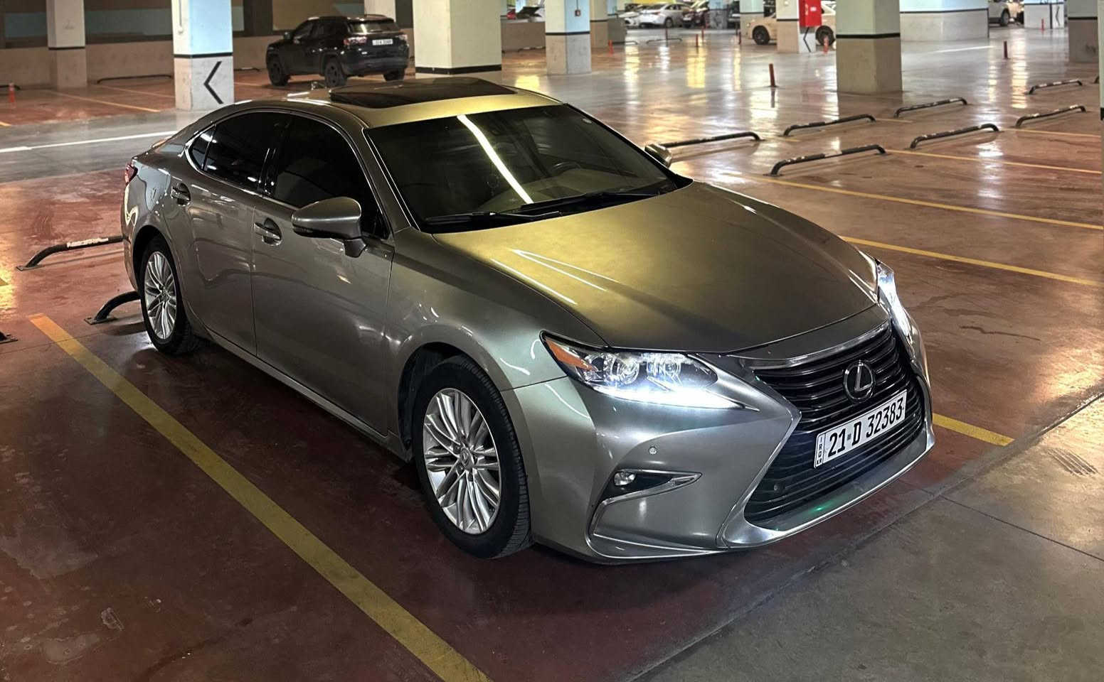 لێگزز ES350 مۆدێل 2016
مواسەفات سلایت دەبڵ عەدەسە ناو خەنەیی
٢ پارچە بۆیاغە وێنەی سۆنەرەکەیم داناوە
١١٤ هەزار میل ڕۆشتووە

سعر لە کۆمێنت داوابکە ڕاستەخۆ بۆت دیت 📩 

 گێڕ و مەکینە بە شەرت نەکراوەتەوە ئێرباگ سیستەمە

ژمارەی خاوەنی 
***********
